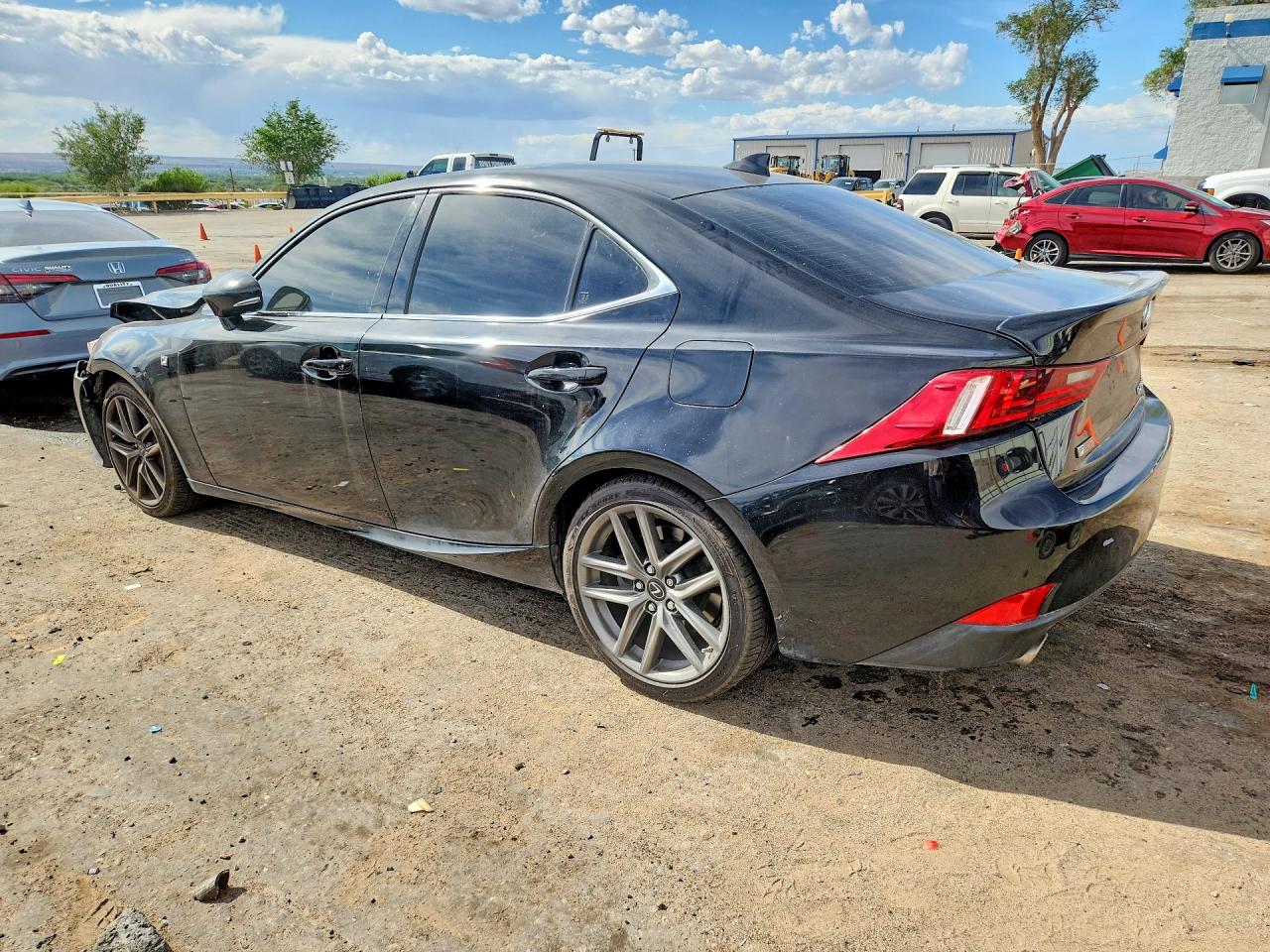 2016 LEXUS IS 200T — снимка 2