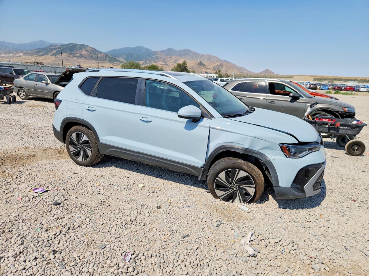 2025 VOLKSWAGEN TAOS SE — снимка 4