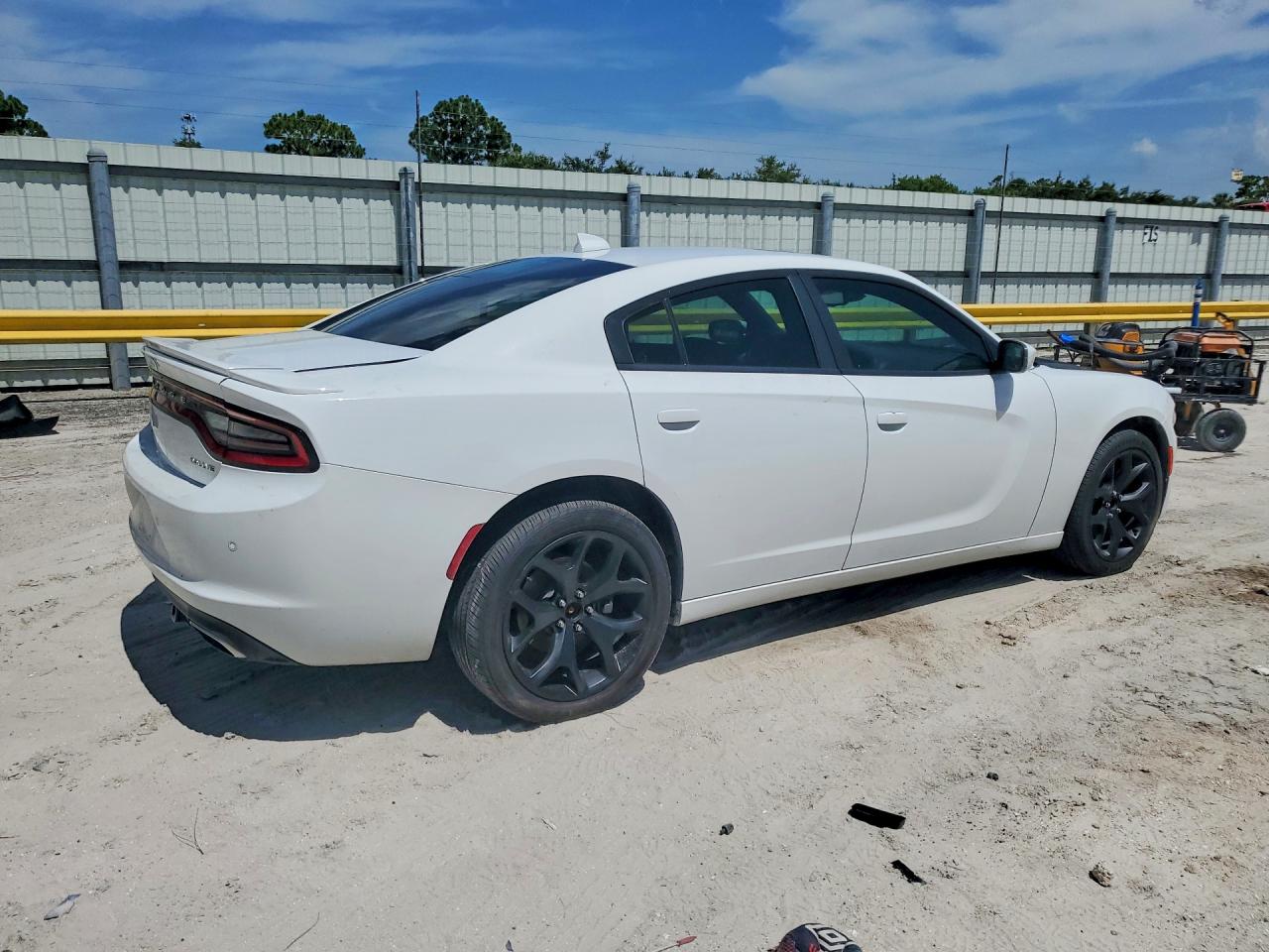 2015 DODGE CHARGER SXT — снимка 3