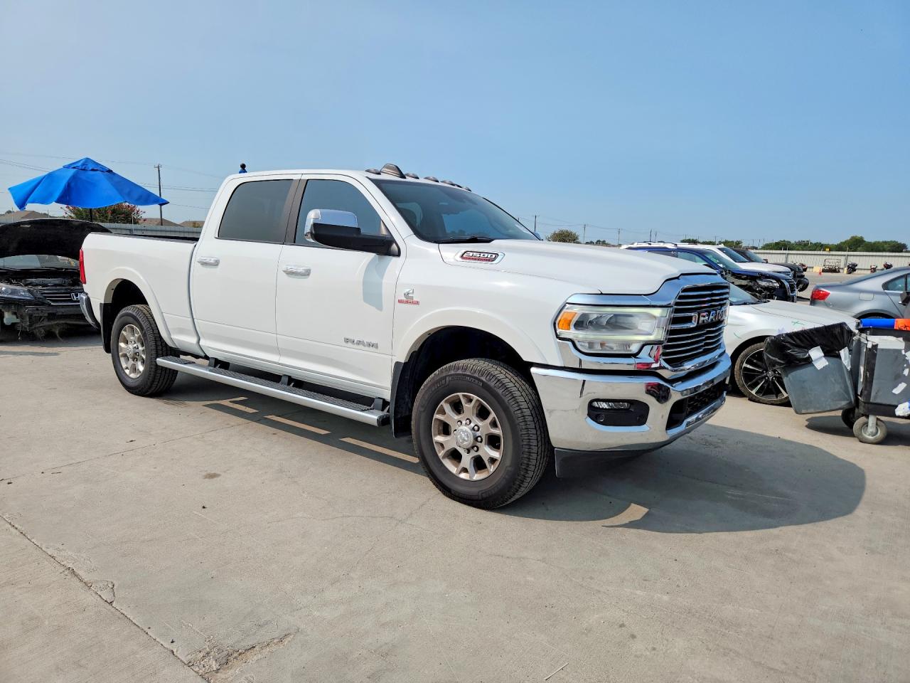 2022 RAM 3500 LARAMIE — снимка 4