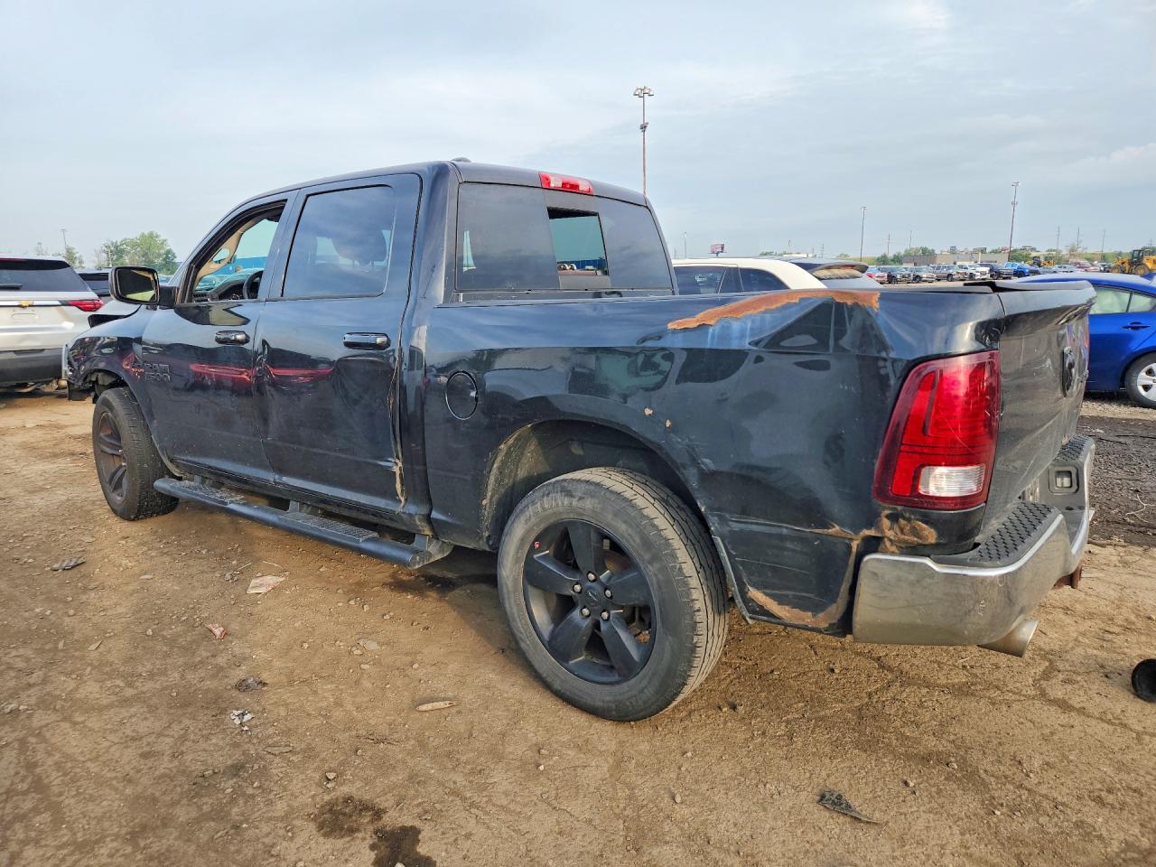 2016 RAM 1500 SPORT — снимка 2