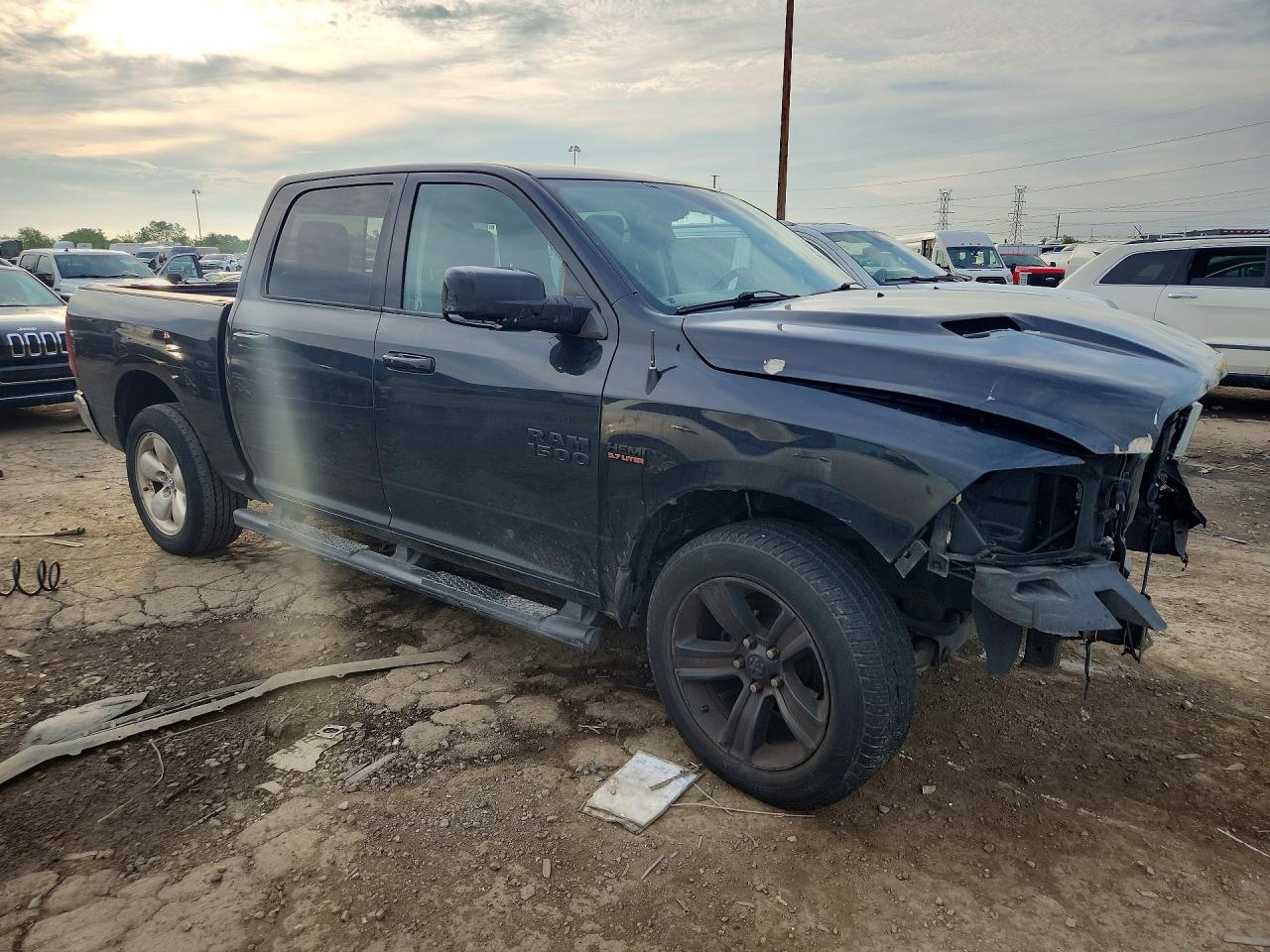 2016 RAM 1500 SPORT — снимка 4