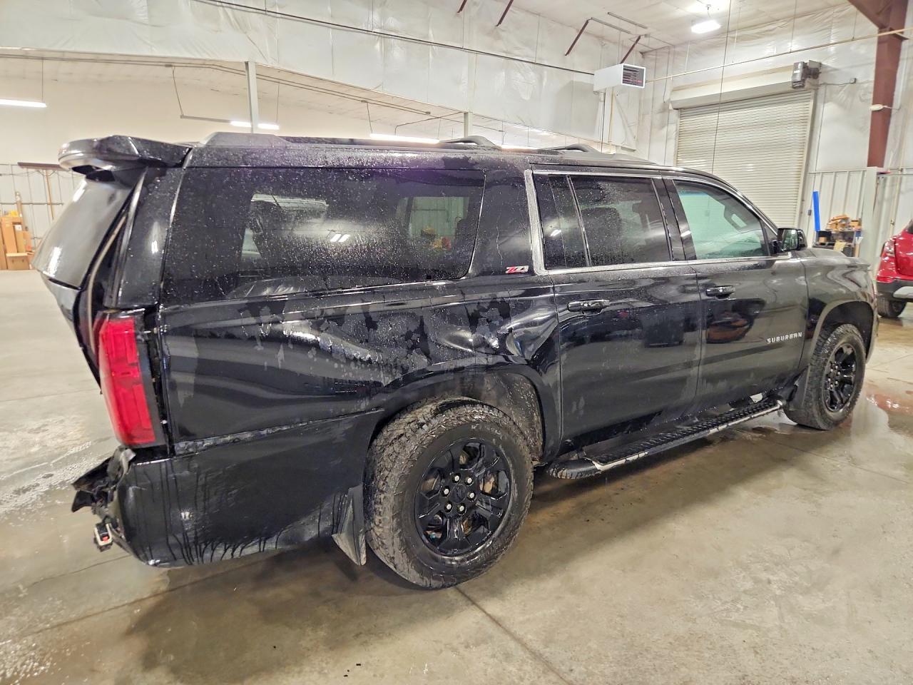 2019 CHEVROLET SUBURBAN K1500 LT — снимка 3