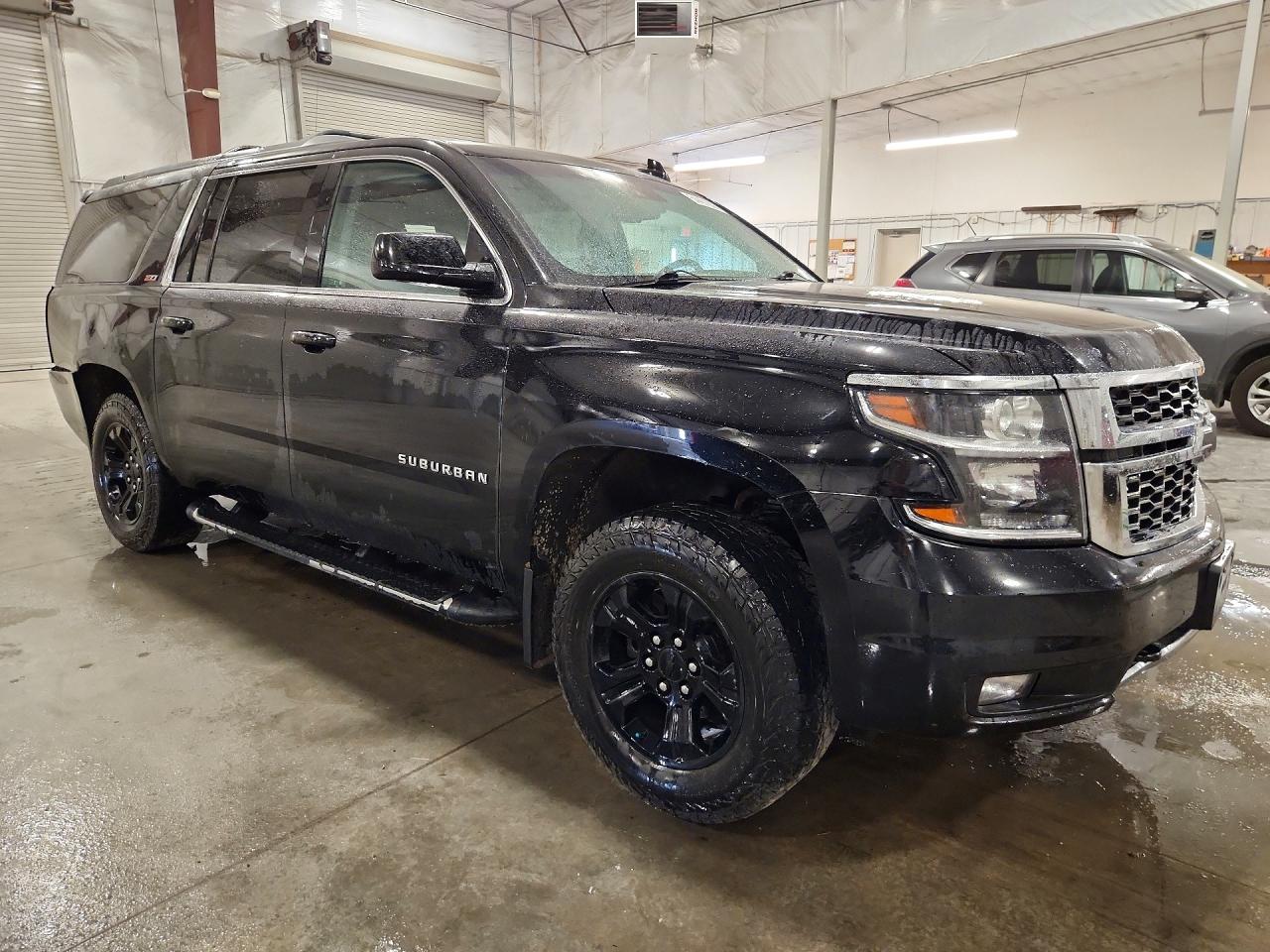 2019 CHEVROLET SUBURBAN K1500 LT — снимка 4