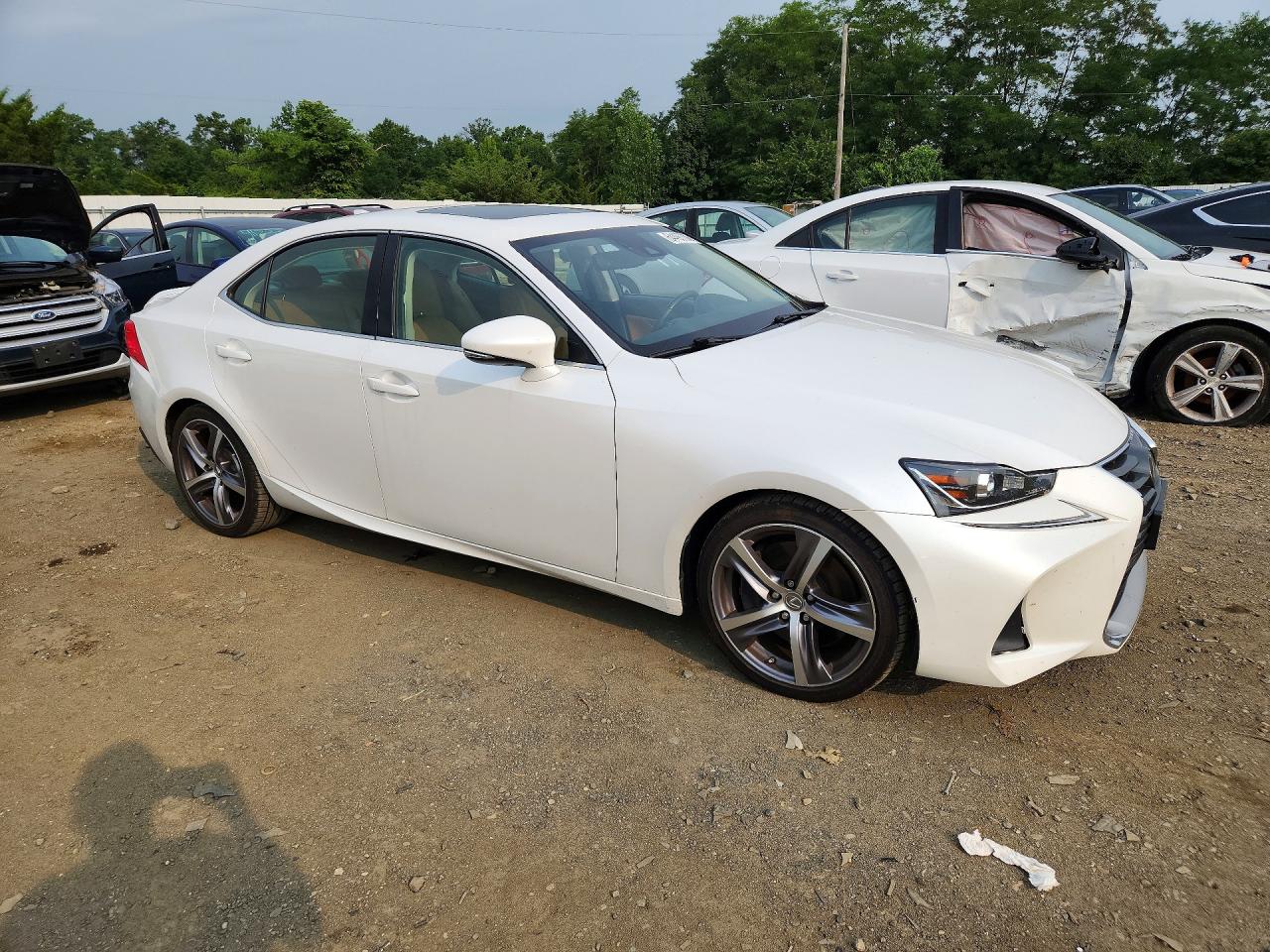 2018 LEXUS IS 300 — снимка 5