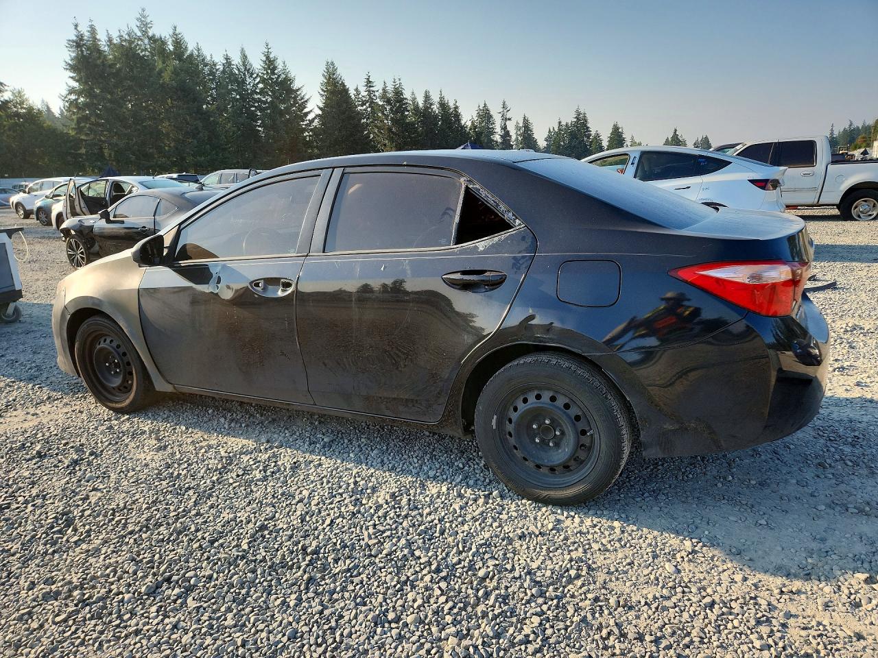 2017 TOYOTA COROLLA LE — снимка 2