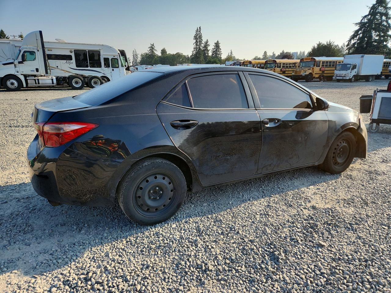 2017 TOYOTA COROLLA LE — снимка 3
