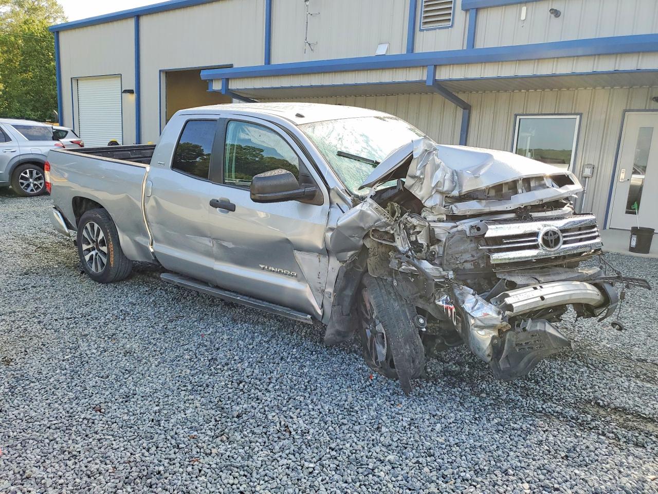 2017 TOYOTA TUNDRA SR5 — снимка 4