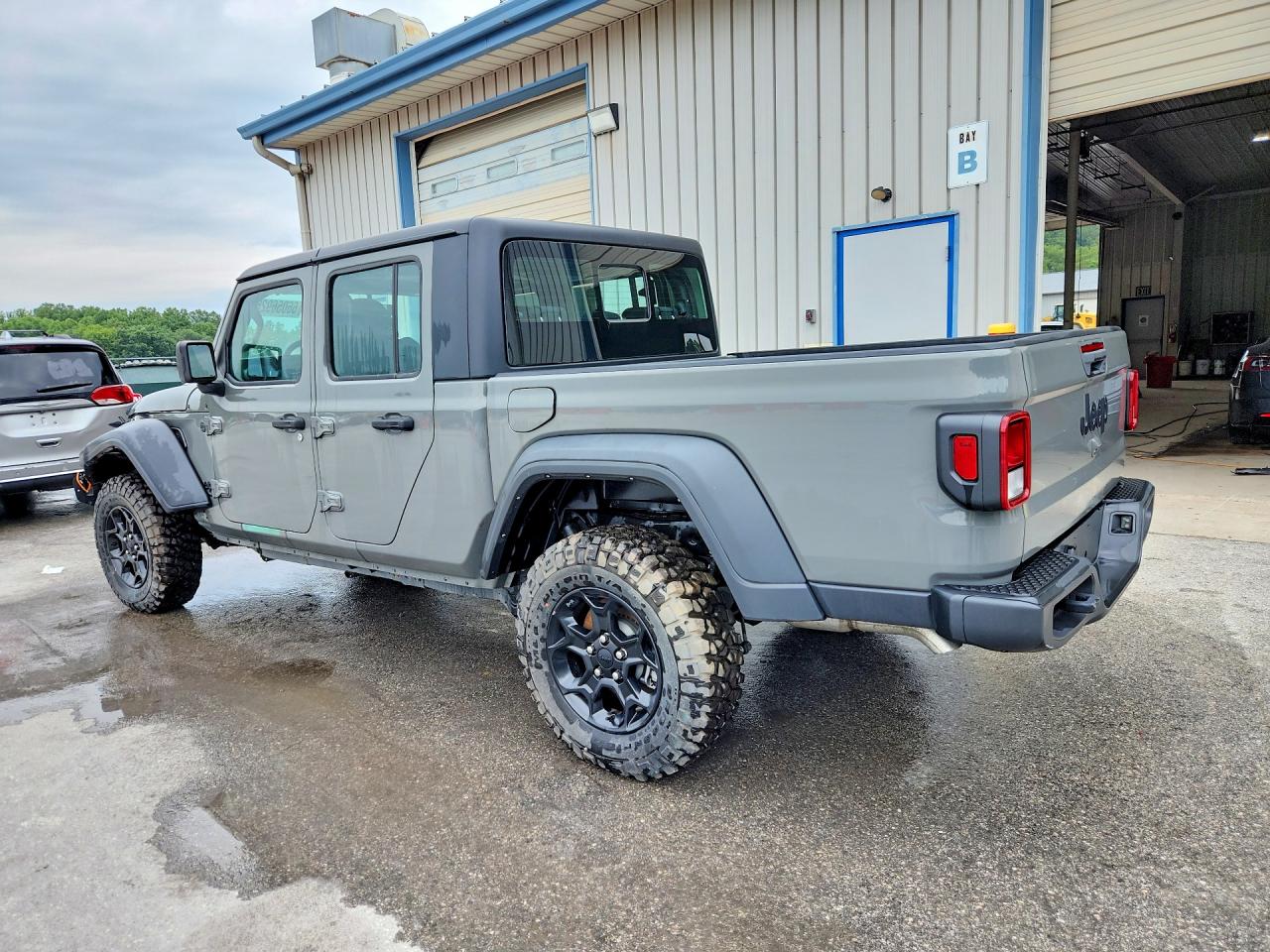 2023 JEEP GLADIATOR SPORT — снимка 2