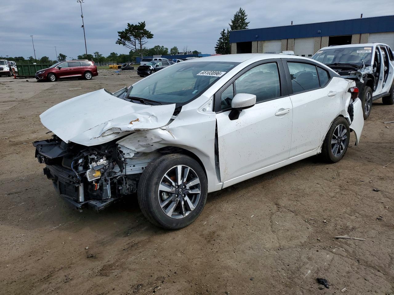 2025 NISSAN VERSA SV