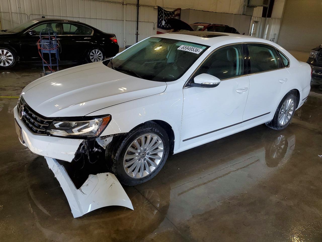 2016 VOLKSWAGEN PASSAT SE