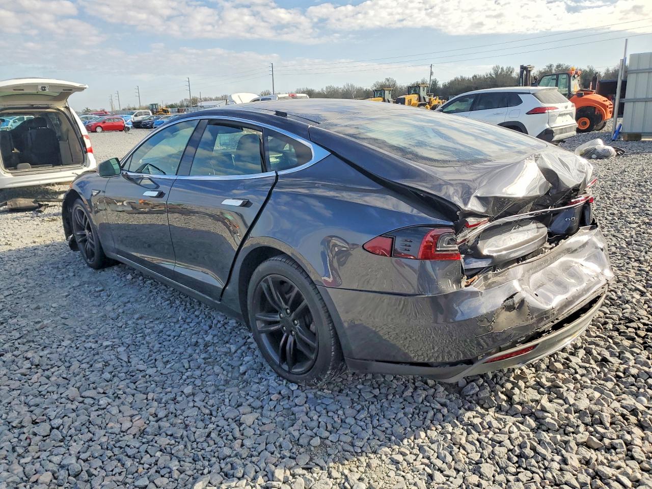 2015 TESLA MODEL S 60 — снимка 2