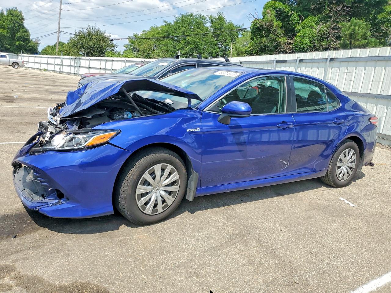2018 TOYOTA CAMRY LE