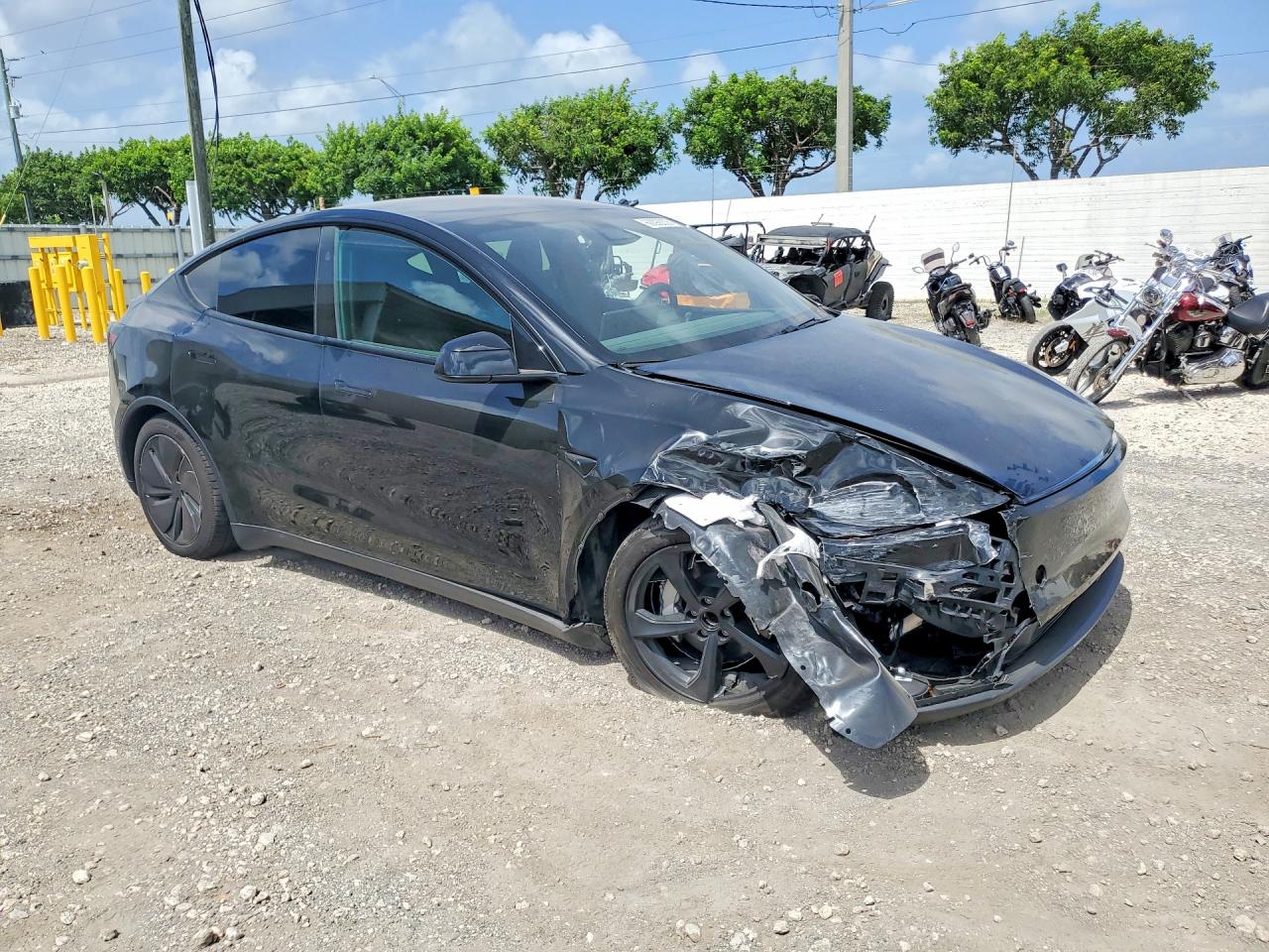 2026 TESLA MODEL Y — снимка 4