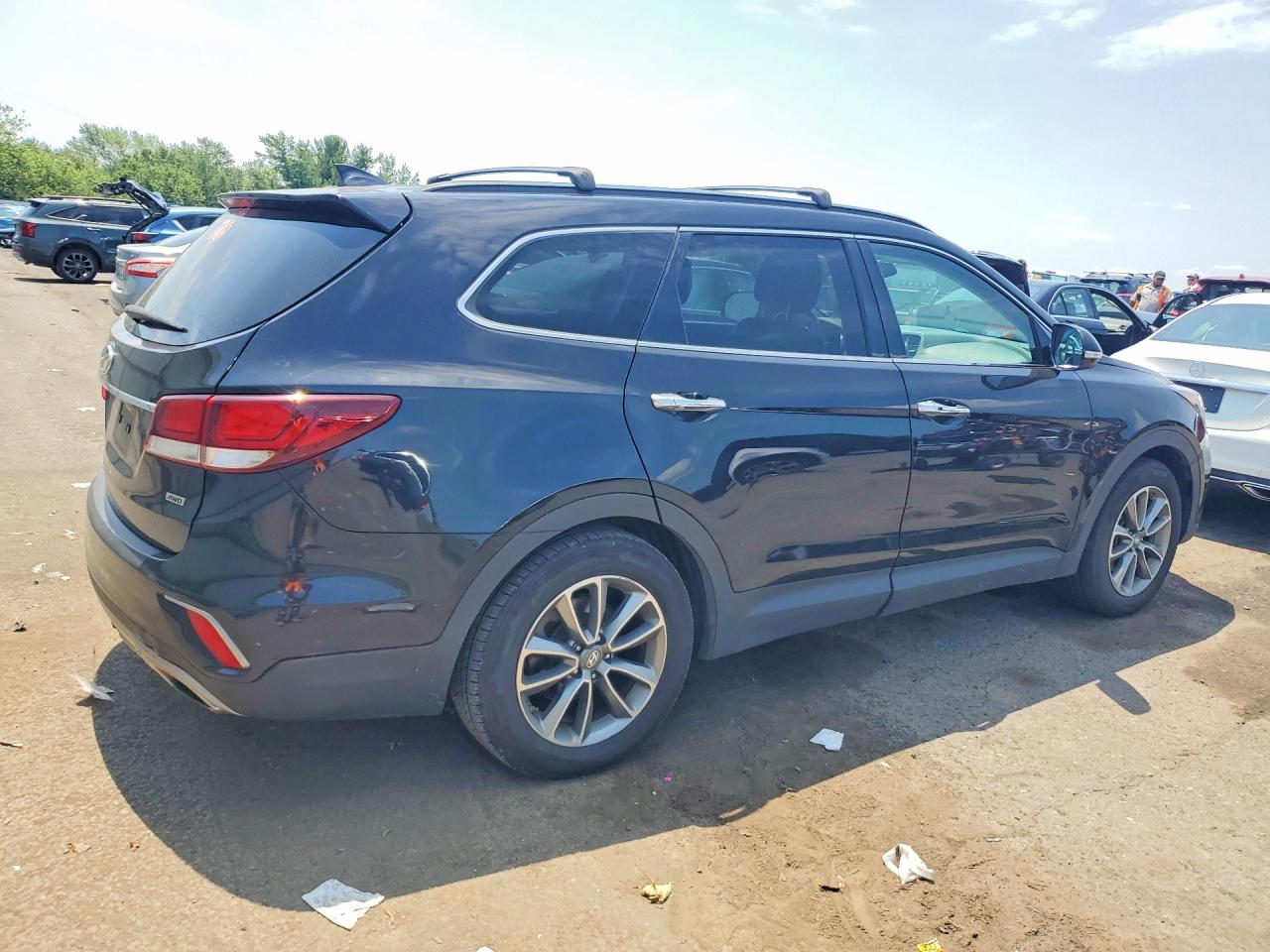 2017 HYUNDAI SANTA FE SE — снимка 3
