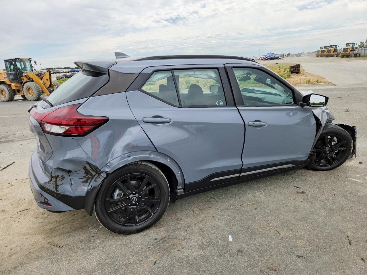 2023 NISSAN KICKS SR — снимка 3