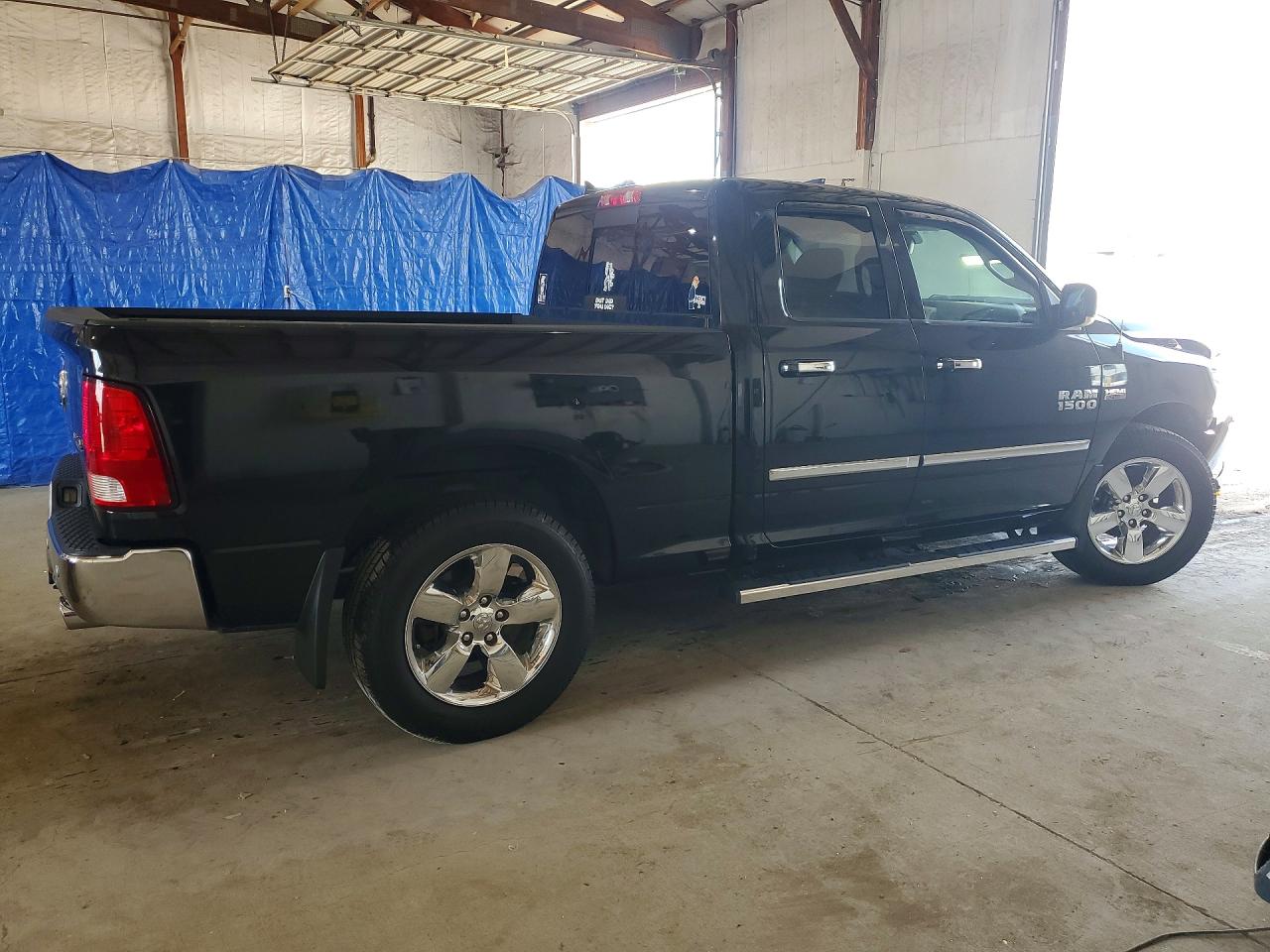 2017 RAM 1500 SLT — снимка 3