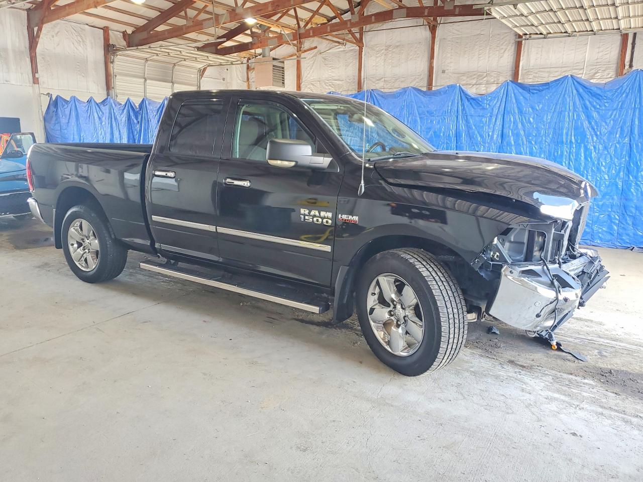 2017 RAM 1500 SLT — снимка 4