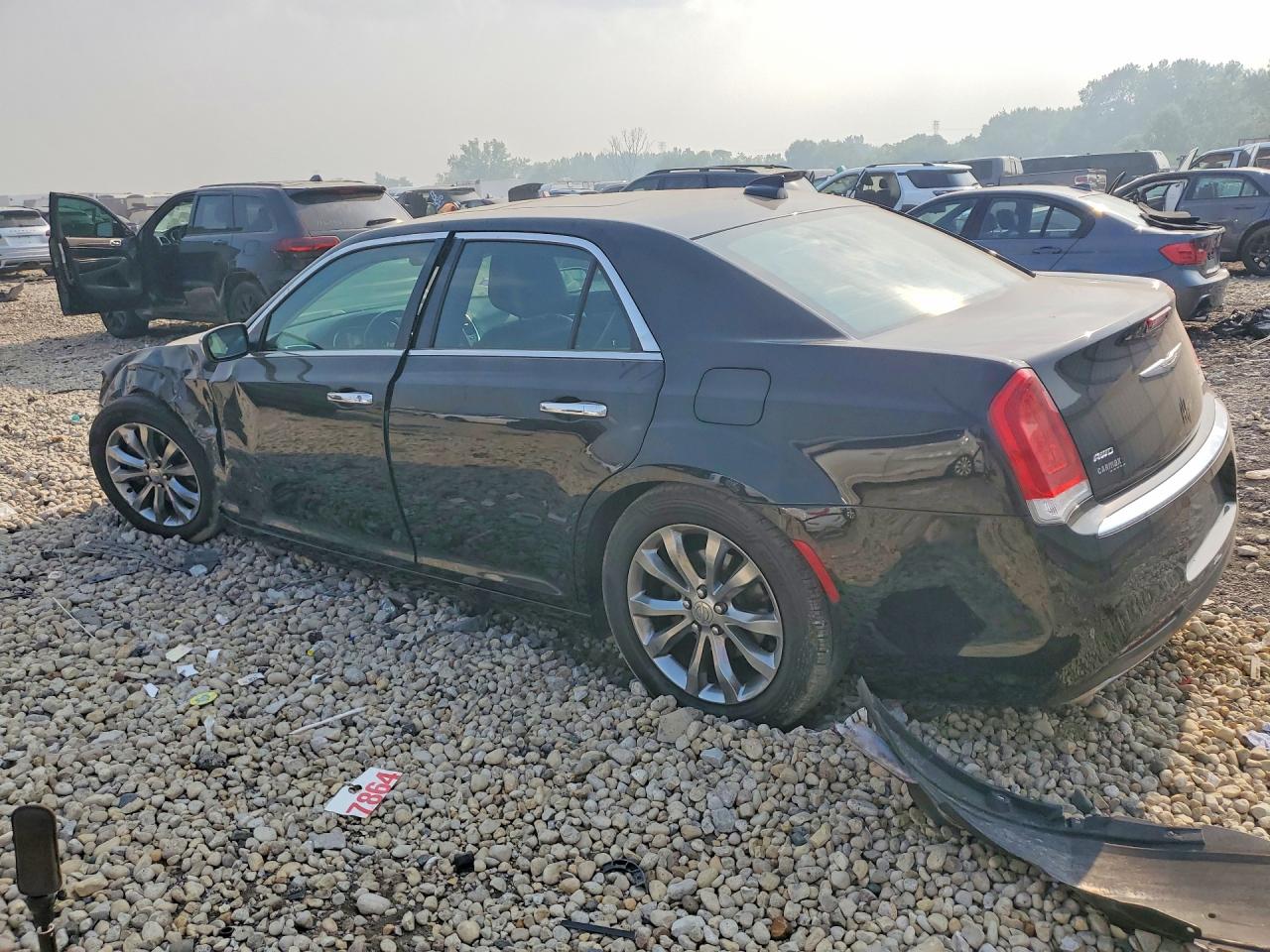 2016 CHRYSLER 300C — снимка 2