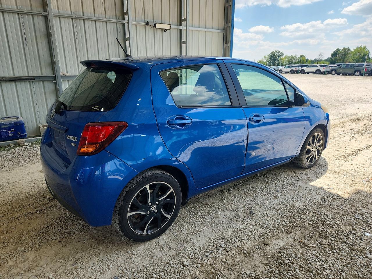 2015 TOYOTA YARIS 5-DOOR SE — снимка 3