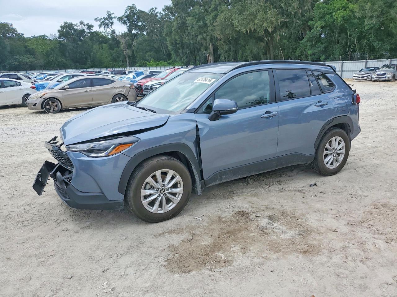 2024 TOYOTA COROLLA CROSS LE