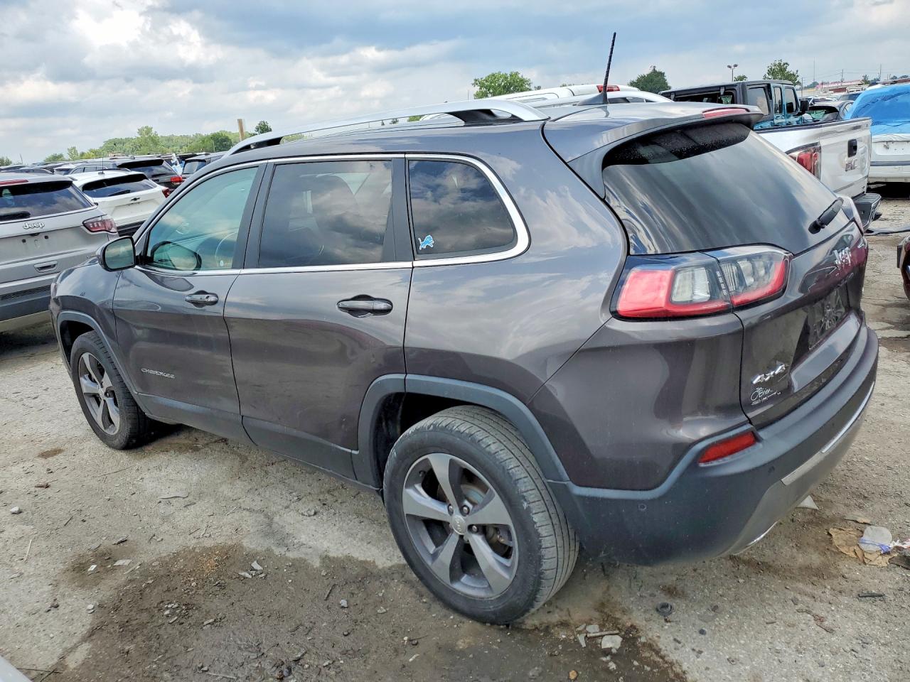 2019 JEEP CHEROKEE LIMITED — снимка 2