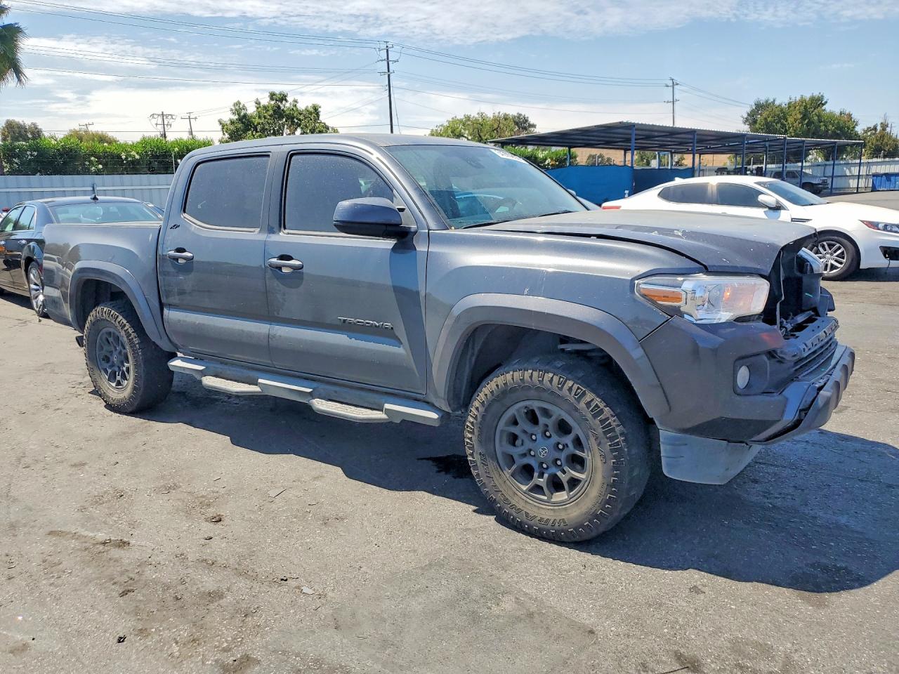2022 TOYOTA TACOMA SR5 V6 — снимка 4