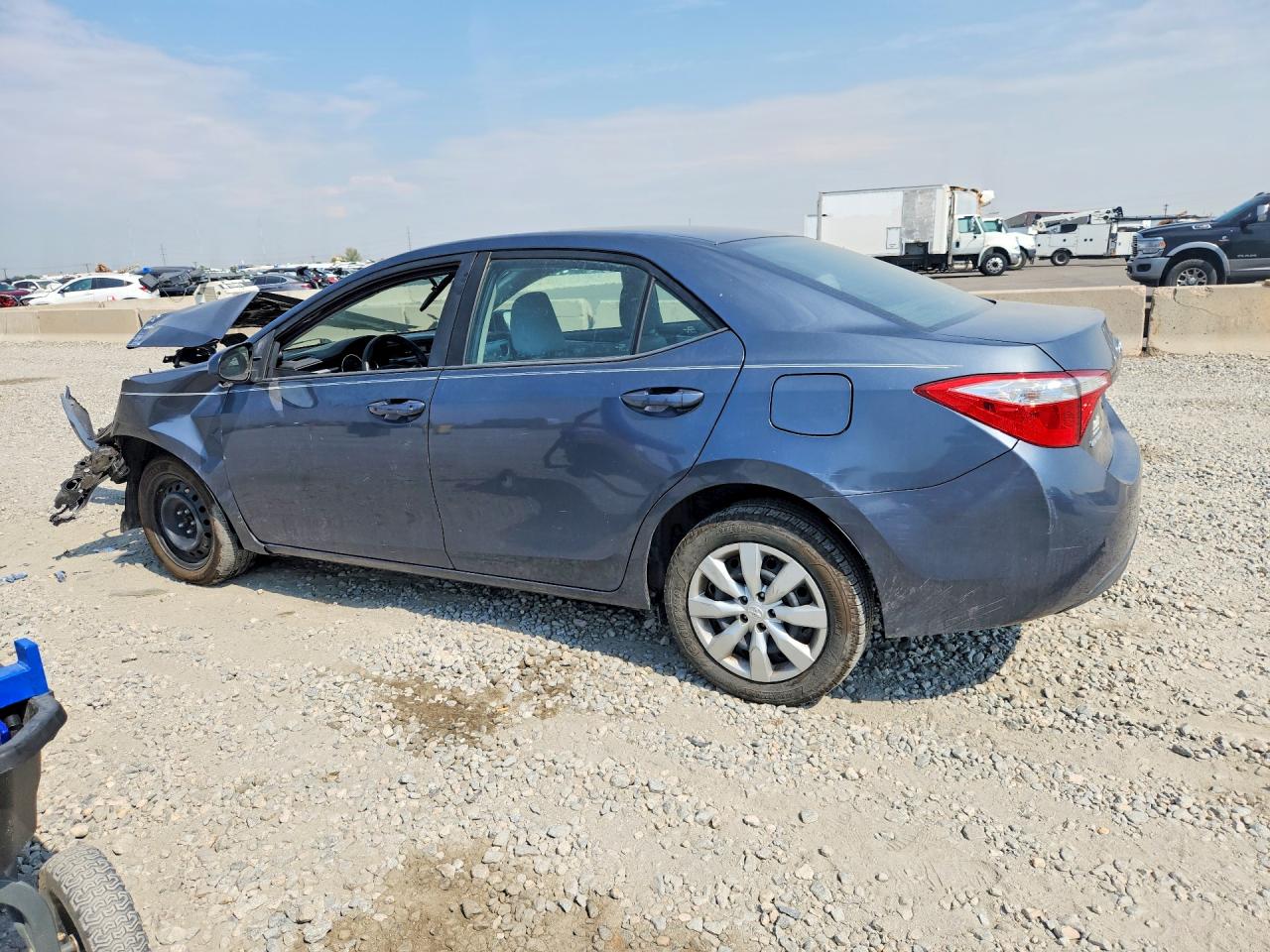 2015 TOYOTA COROLLA LE — снимка 2