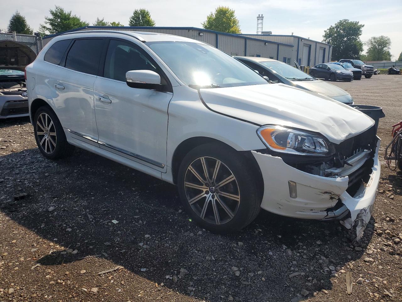 2016 VOLVO XC60 T5 PREMIER — снимка 4