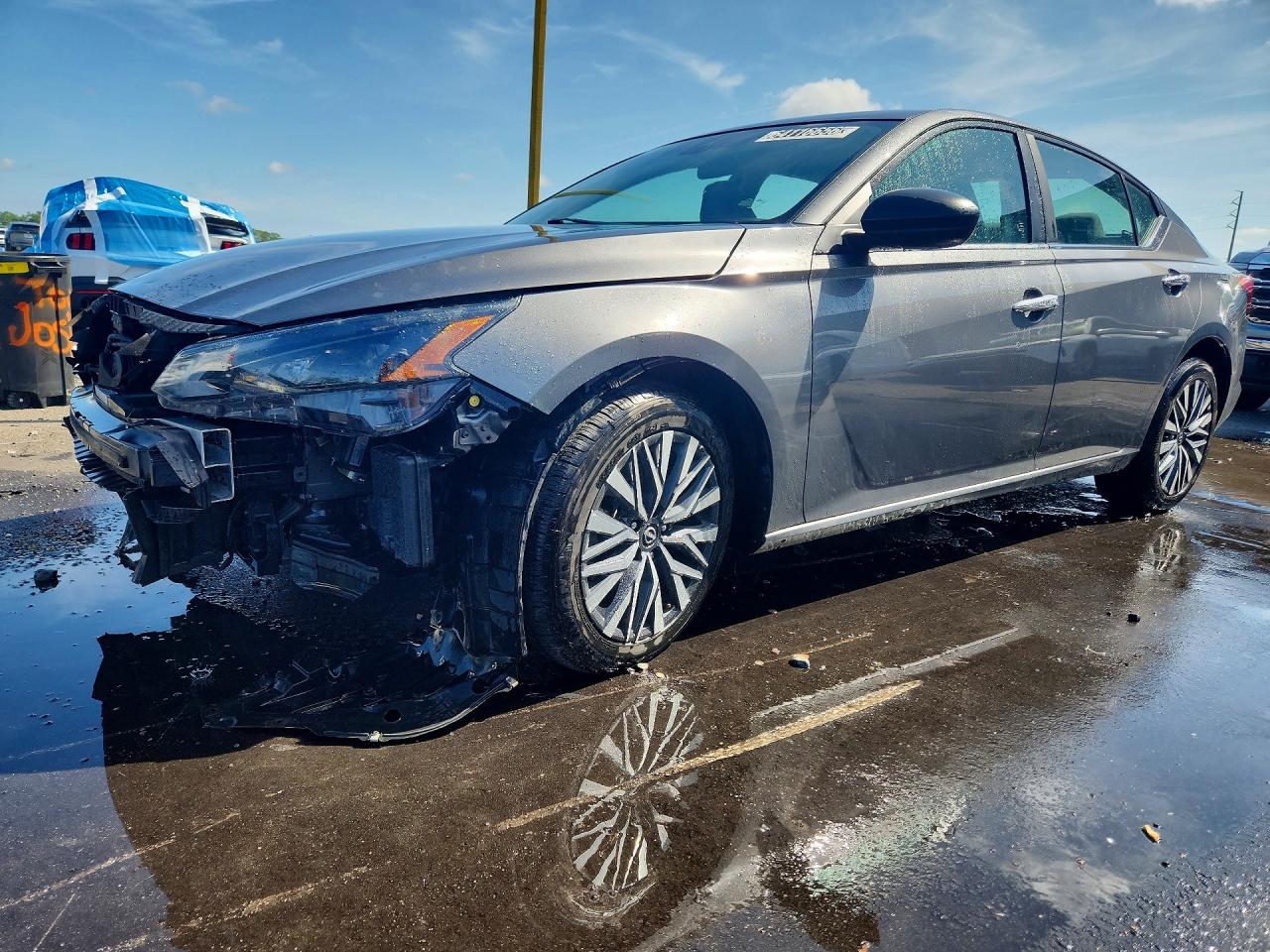 2025 NISSAN ALTIMA SV