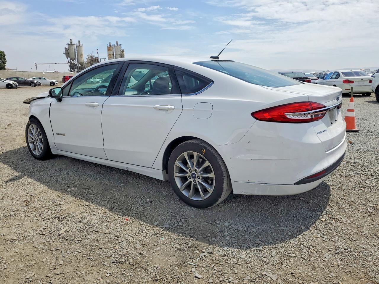 2017 FORD FUSION SE HYBRID — снимка 2