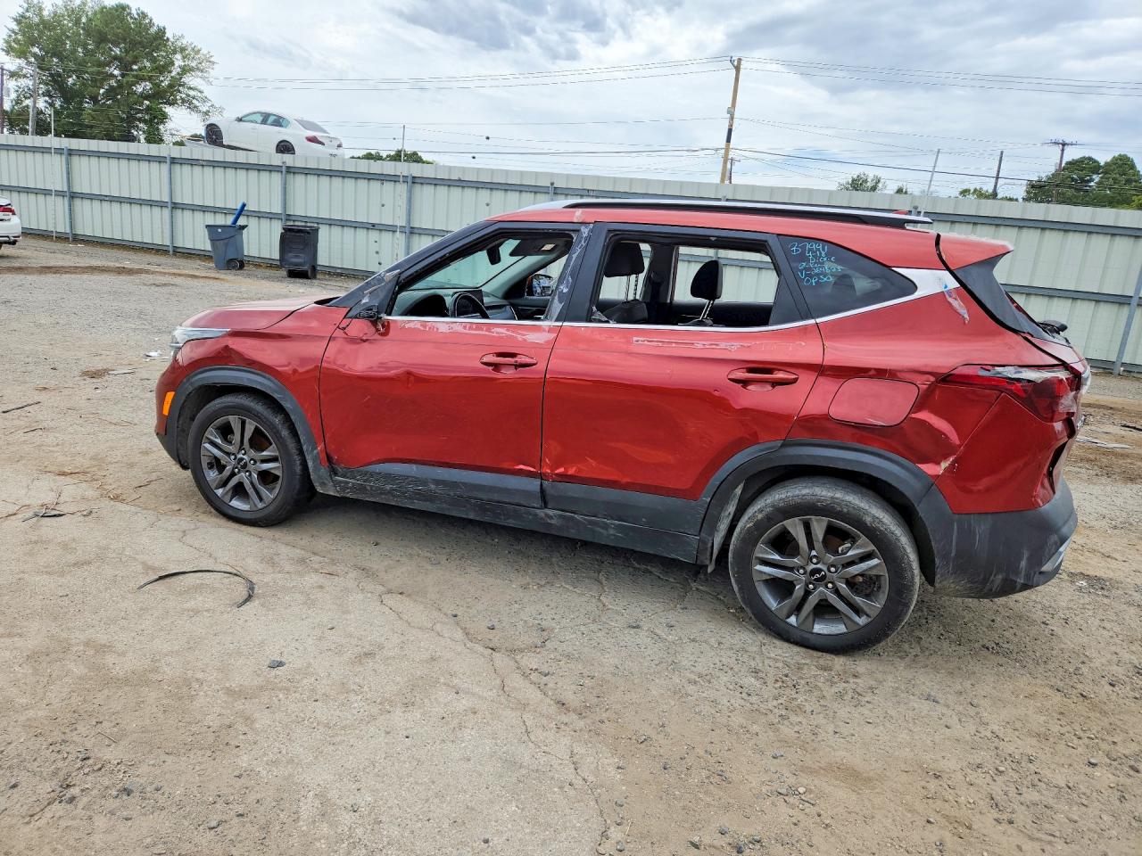 2022 KIA SELTOS S — снимка 2