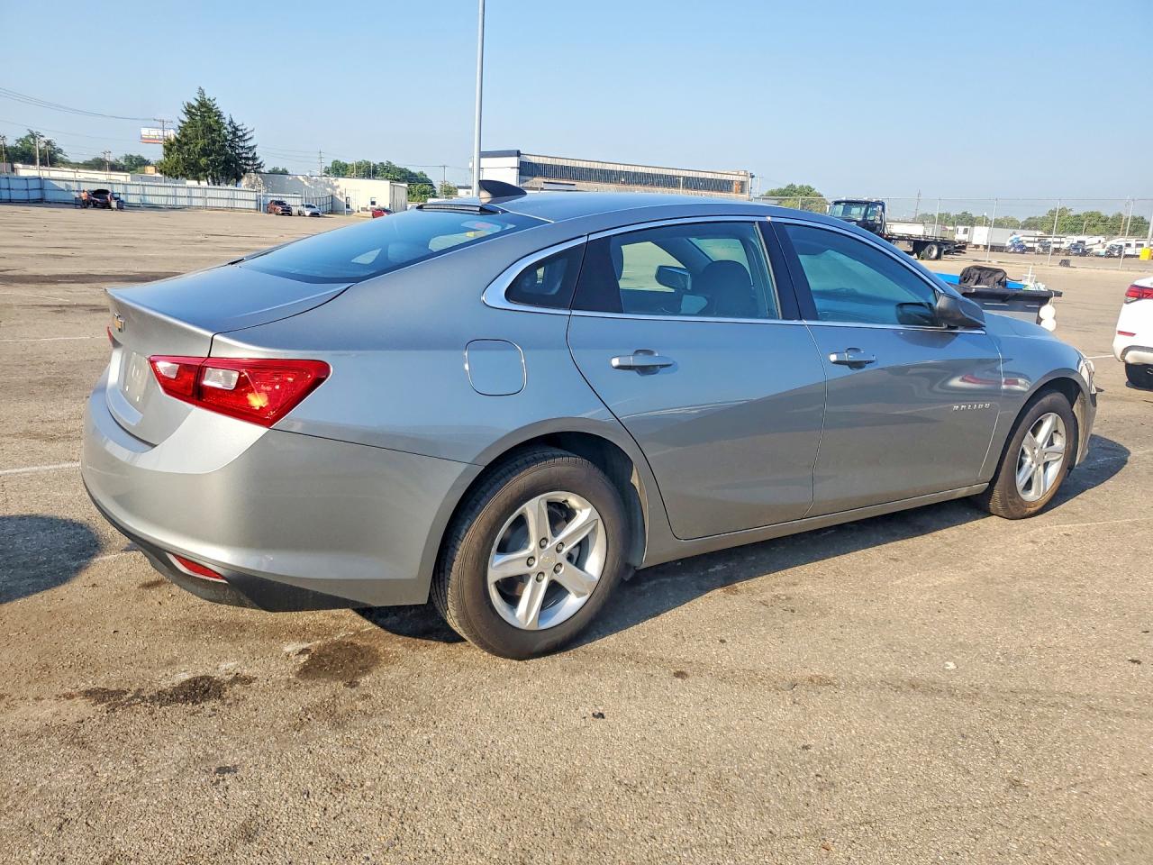 2024 CHEVROLET MALIBU LS — снимка 3