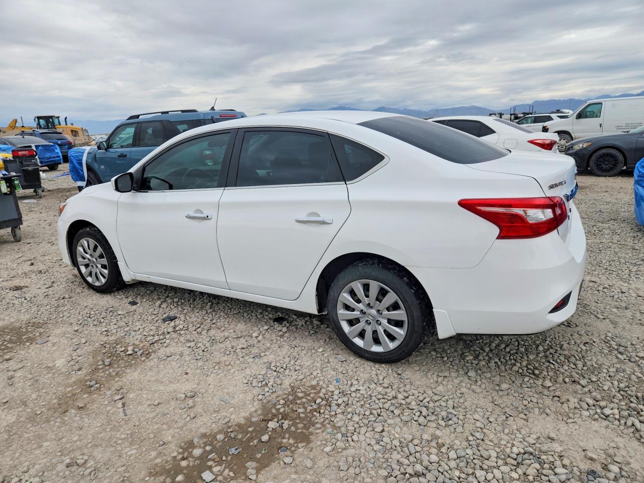 2019 NISSAN SENTRA S — снимка 2