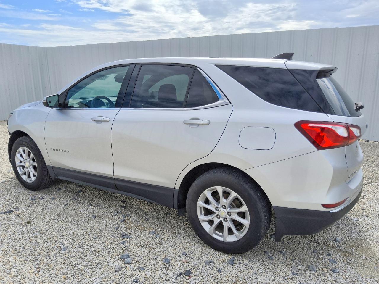 2018 CHEVROLET EQUINOX LT — снимка 2