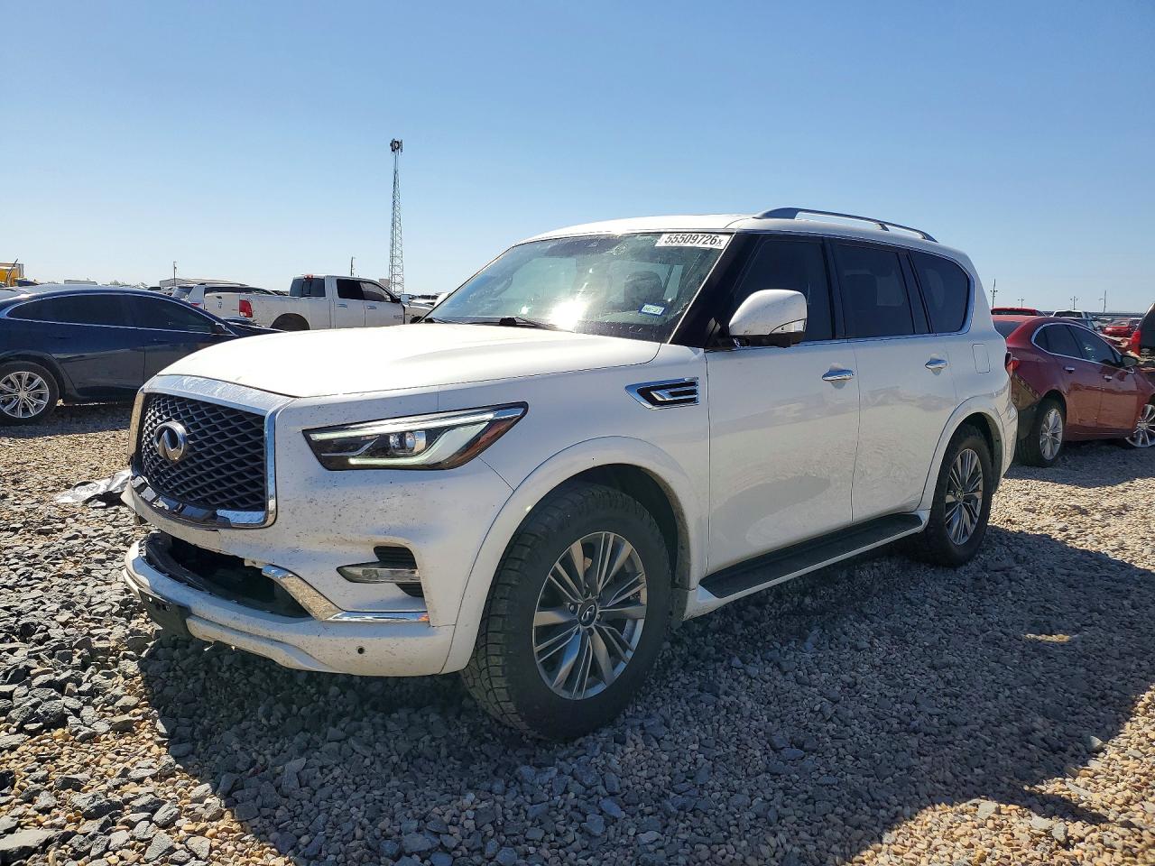 2021 INFINITI QX80 LUXE