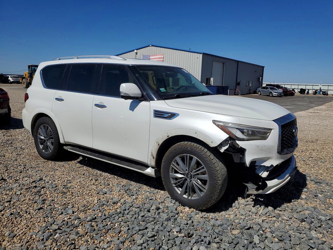 2021 INFINITI QX80 LUXE — снимка 4