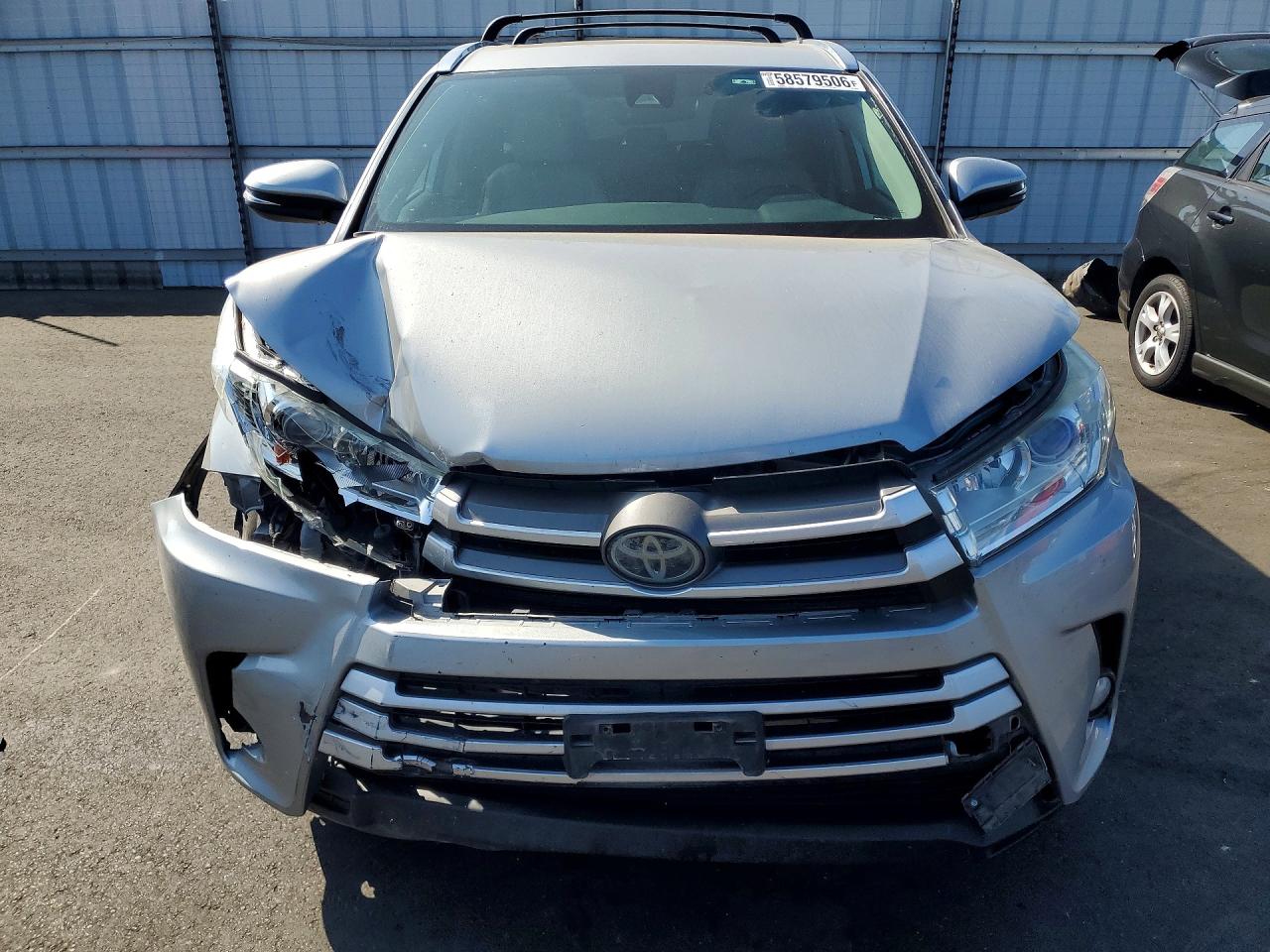 2018 TOYOTA HIGHLANDER XLE — снимка 5