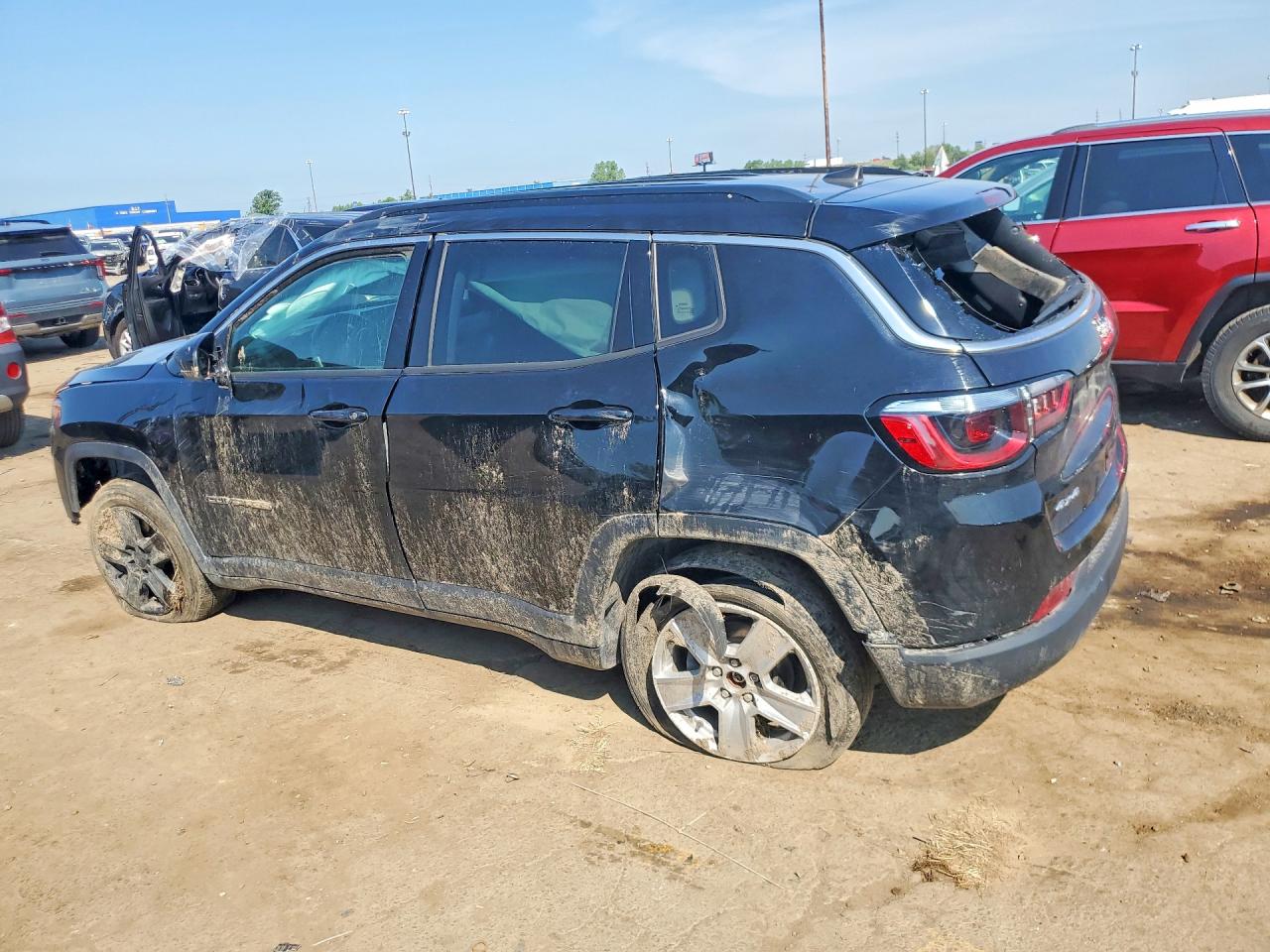 2022 JEEP COMPASS LATITUDE — снимка 2