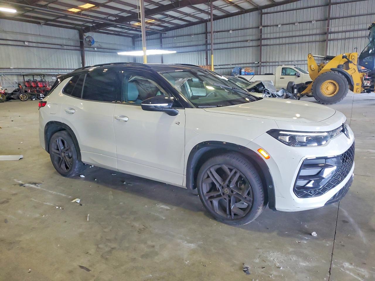 2026 VOLKSWAGEN TIGUAN SE R-LINE BLACK — снимка 4
