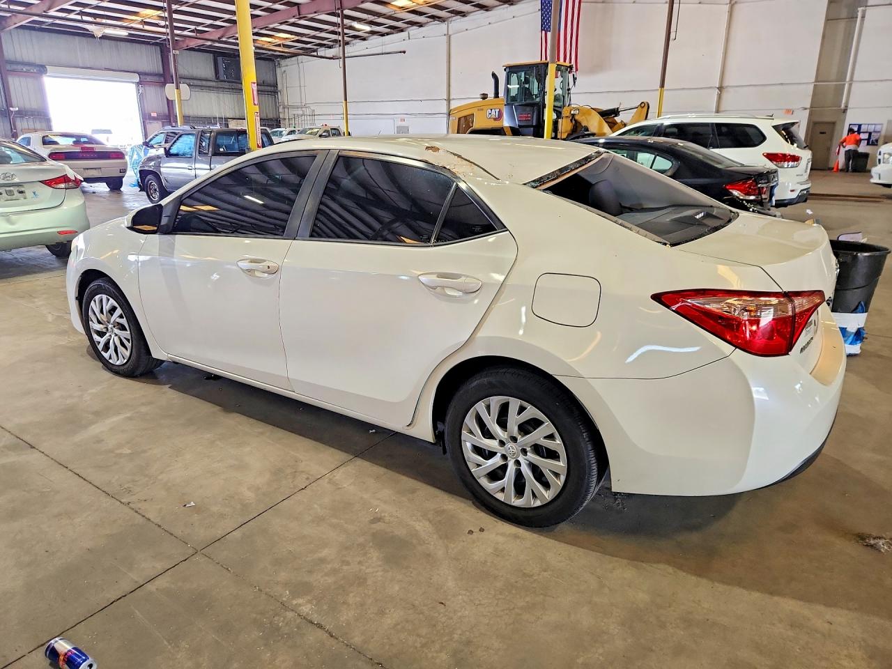 2019 TOYOTA COROLLA LE — снимка 2