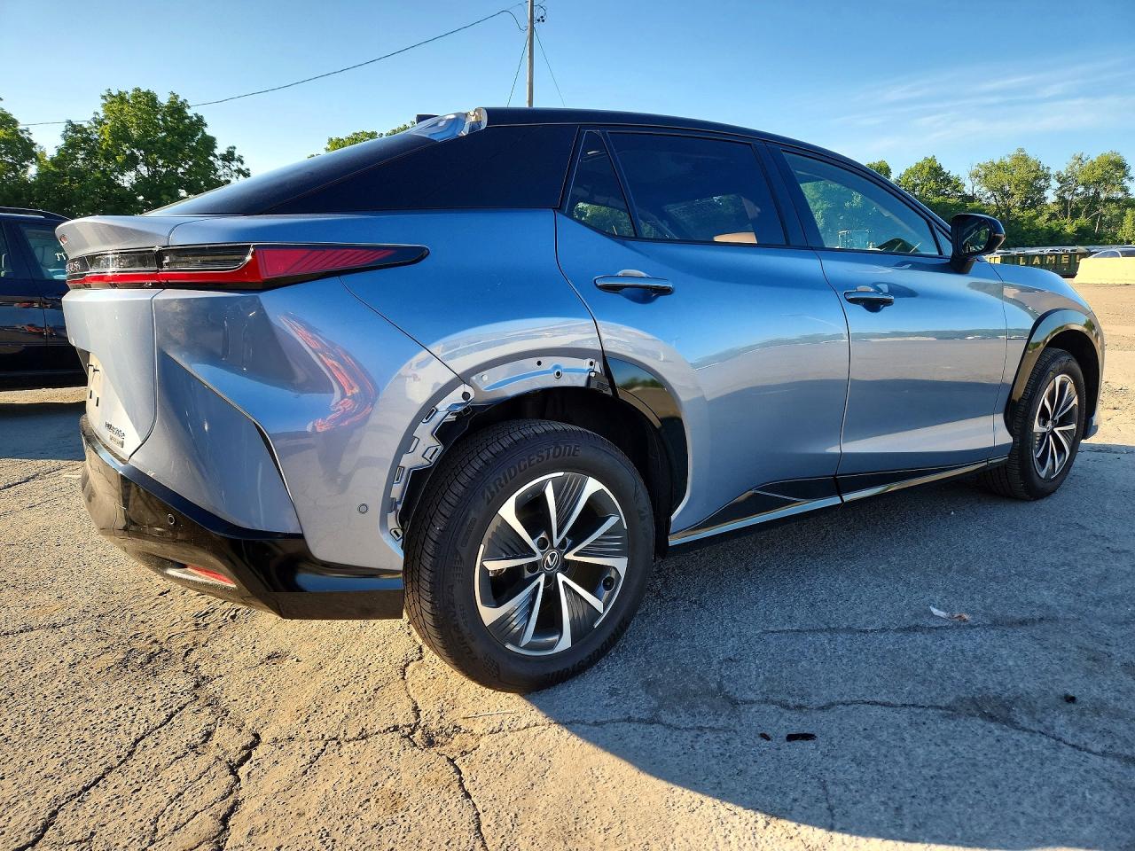 2025 LEXUS RZ 450E — снимка 3
