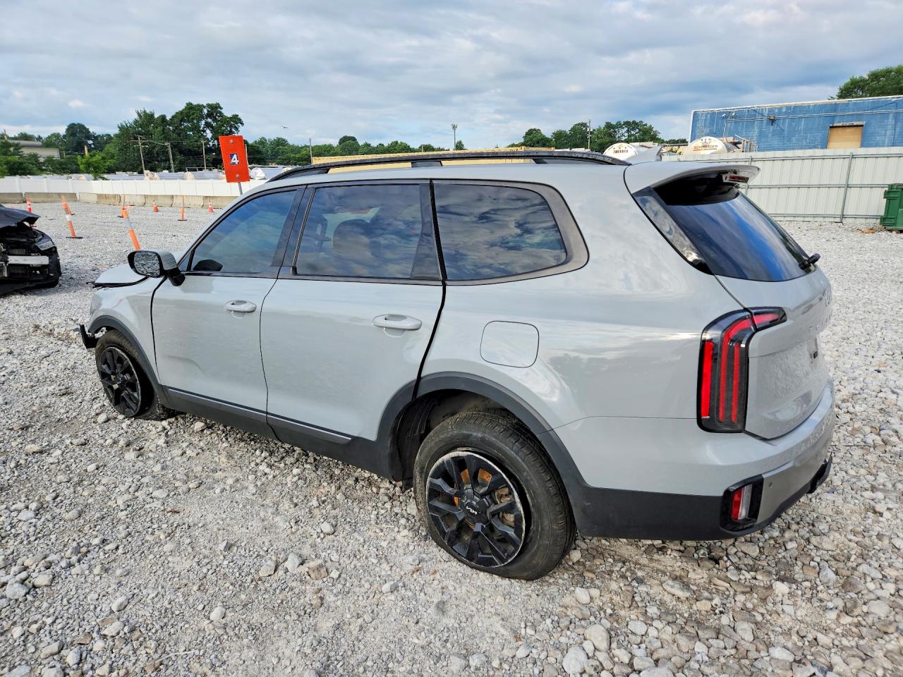 2023 KIA TELLURIDE SX-PRESTIGE X-PRO — снимка 2