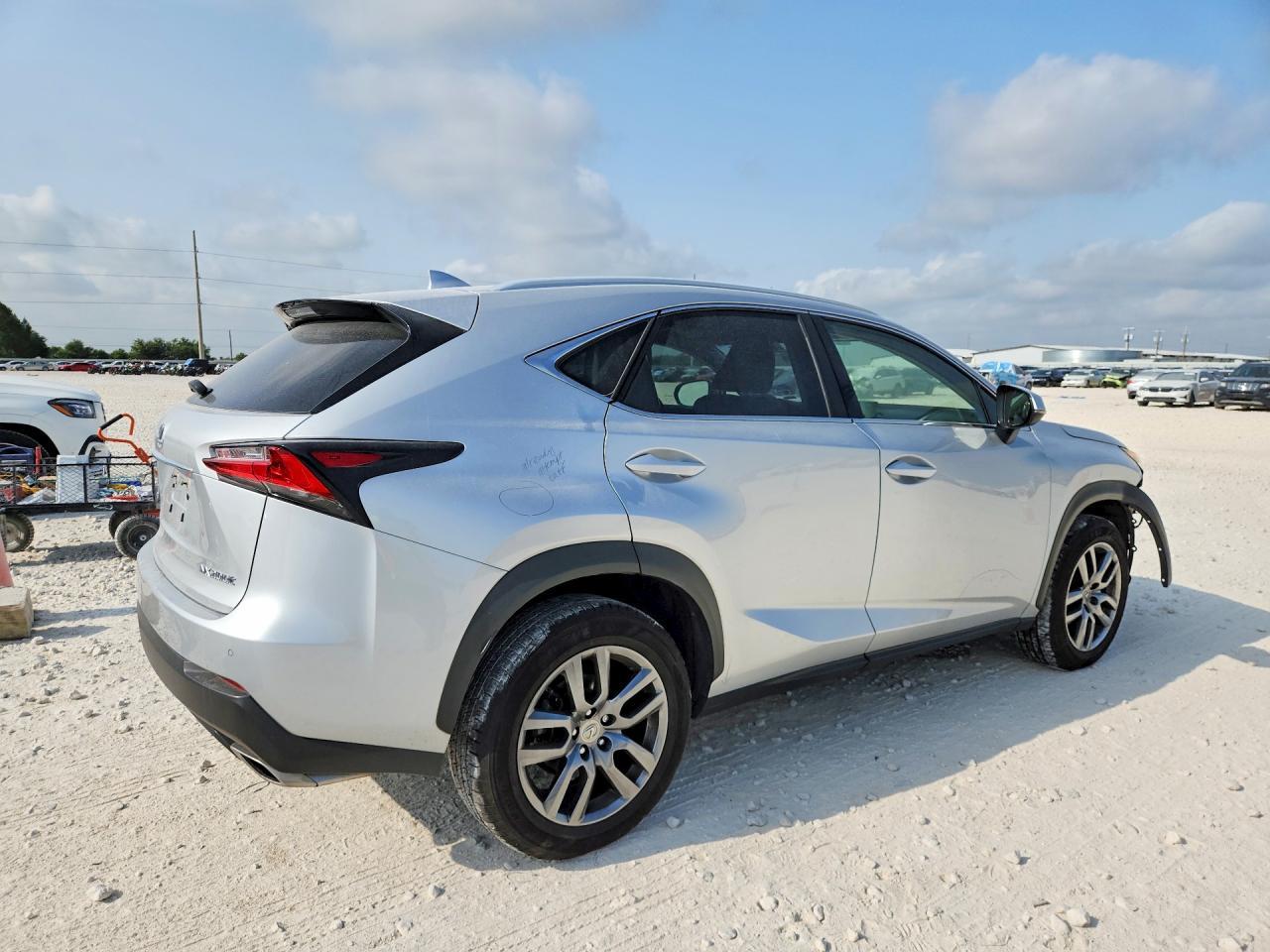 2016 LEXUS NX 200T BASE — снимка 3