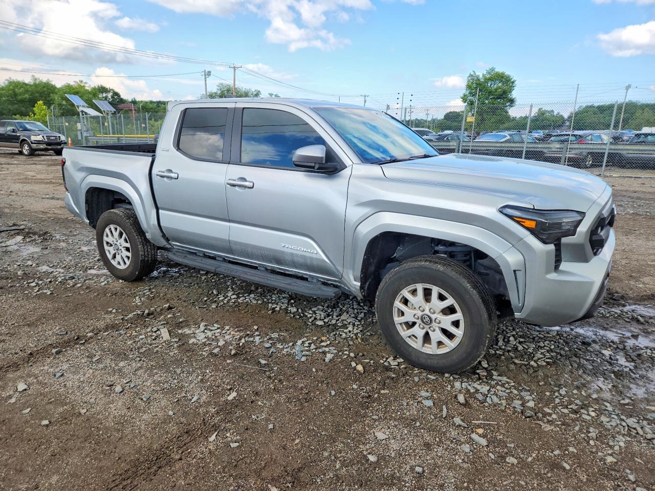 2024 TOYOTA TACOMA SR5 — снимка 4