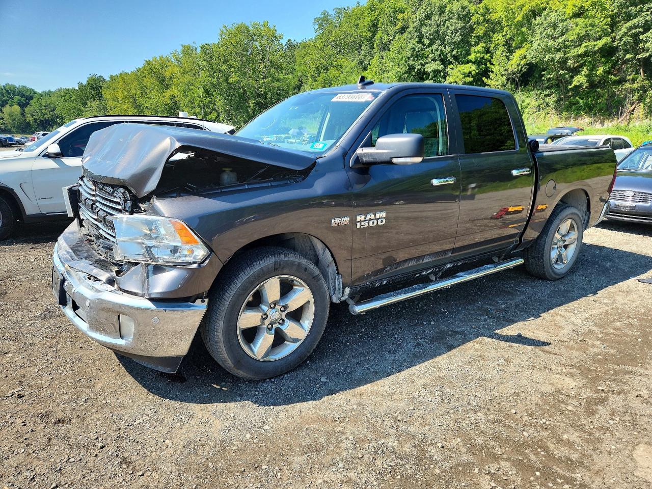 2017 RAM 1500 SLT