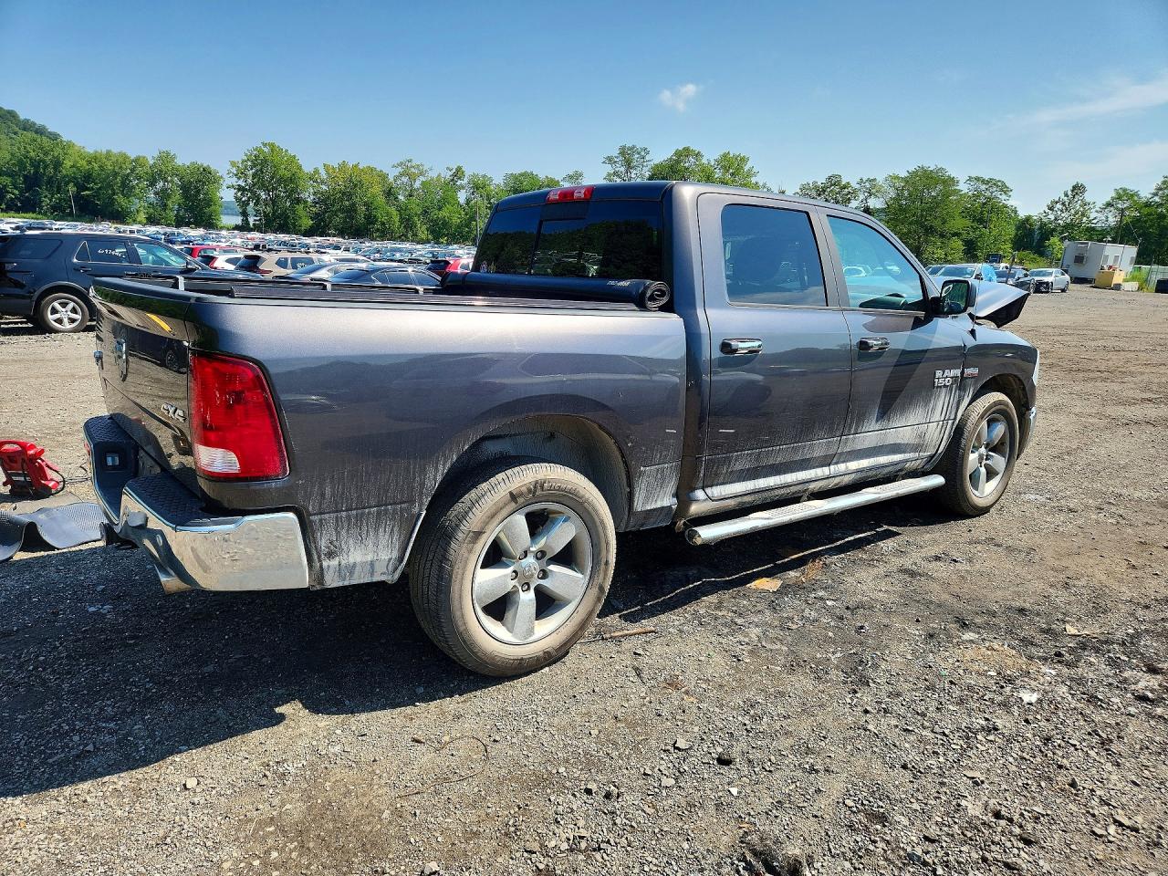 2017 RAM 1500 SLT — снимка 3