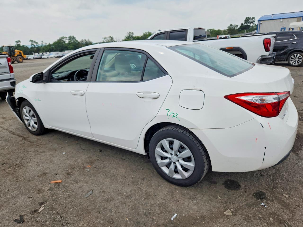 2015 TOYOTA COROLLA LE — снимка 2