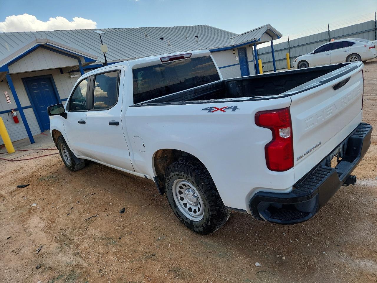 2023 CHEVROLET SILVERADO K1500 — снимка 2
