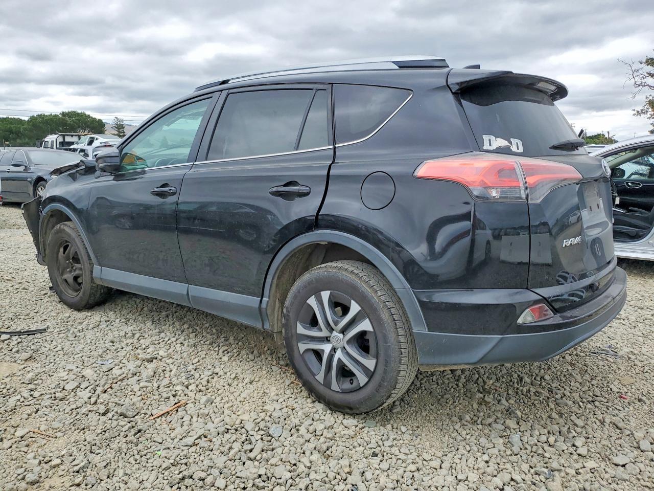 2016 TOYOTA RAV4 LE — снимка 2